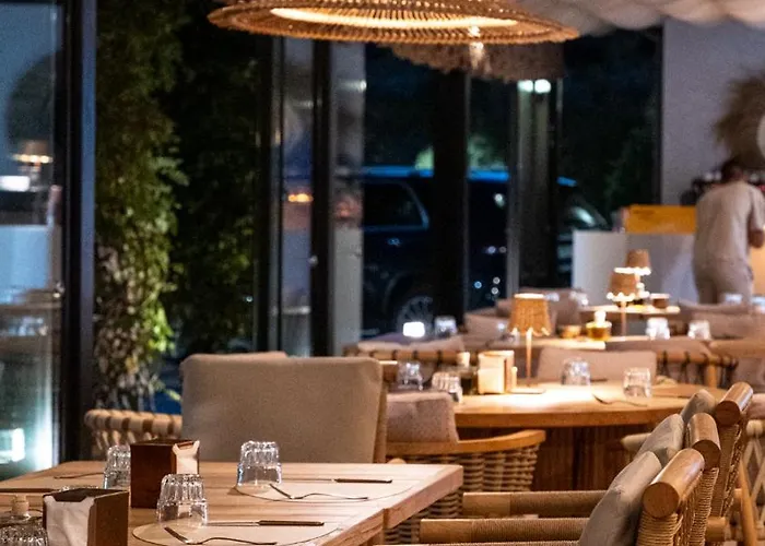 Oasis Vip Club * סאני ביץ'