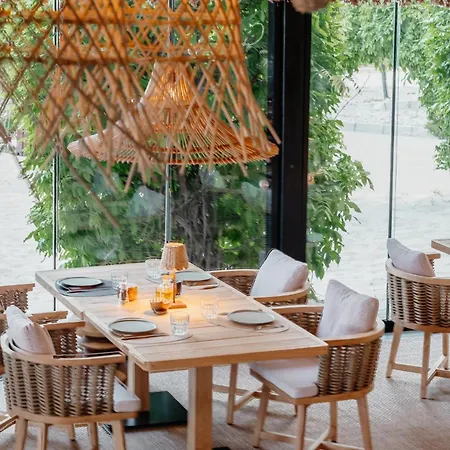 Oasis Vip Club - Настаняване, Ресторант И Плаж Daire