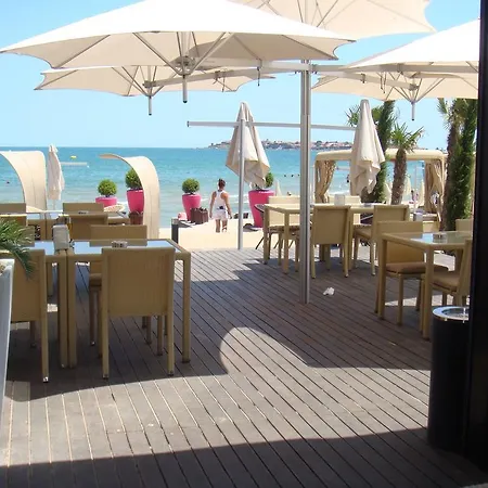 Oasis Vip Club Apartament