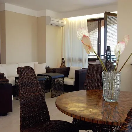 Oasis Vip Club Apartament Sunny Beach