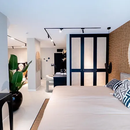 Oasis Vip Club - настаняване, ресторант и плаж Apartment