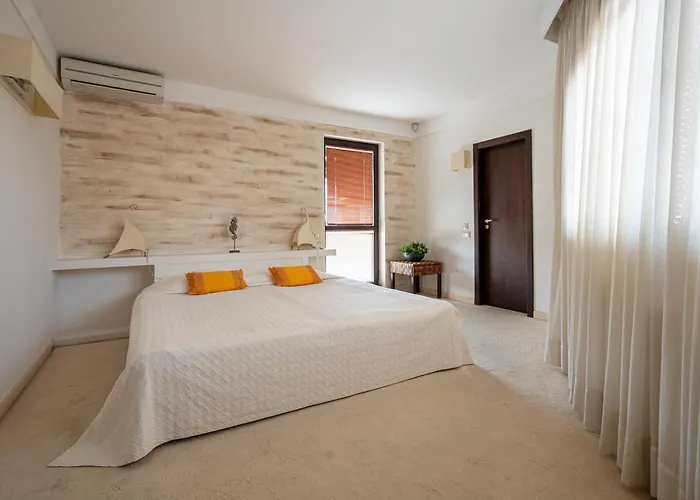 Oasis Vip Club Apartament *